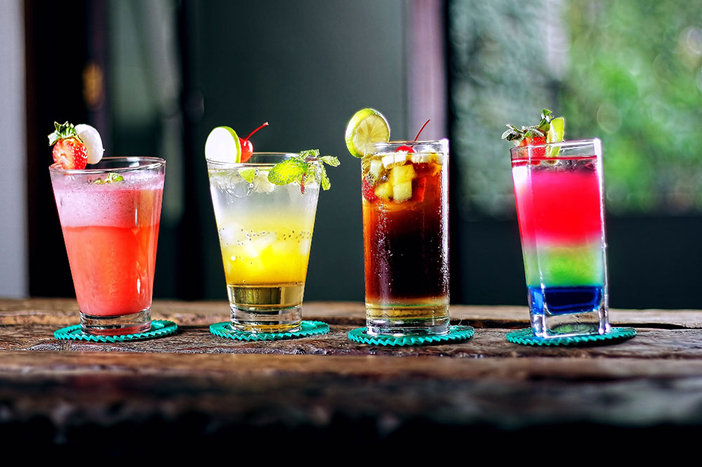 Classic Cocktails to Liven up Any Party