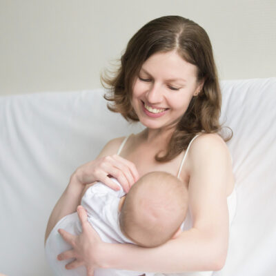 5 Helpful Breastfeeding Tips for New Mothers