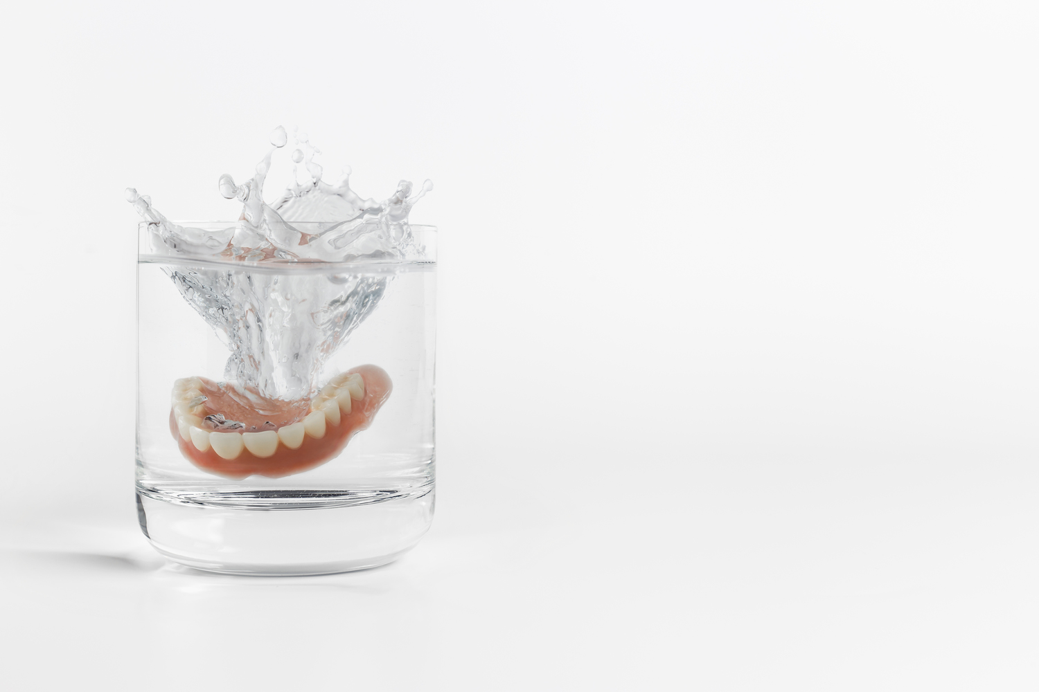 5 Things to Consider Before Getting Dentures