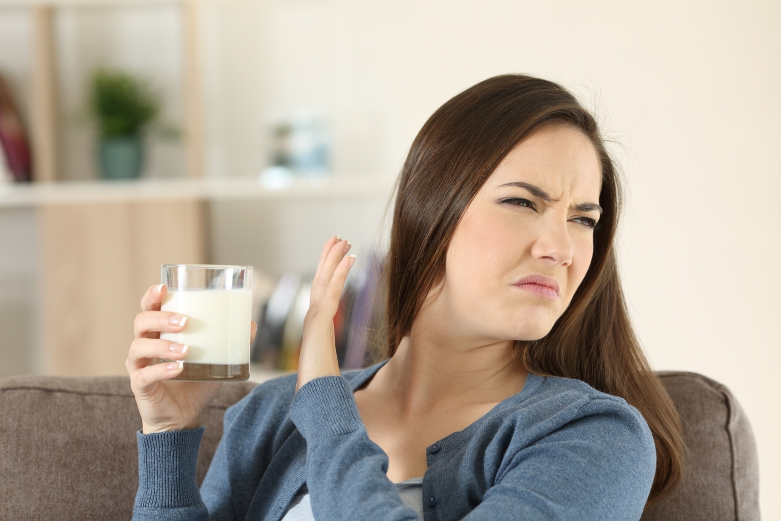 Foods to Avoid During Online Medical Treatments and Medications